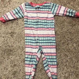 Carter’s footed pajamas 24 months
